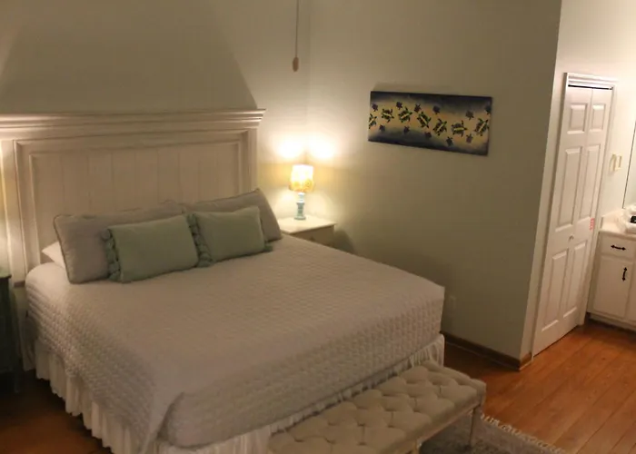Turtle Beach Inn